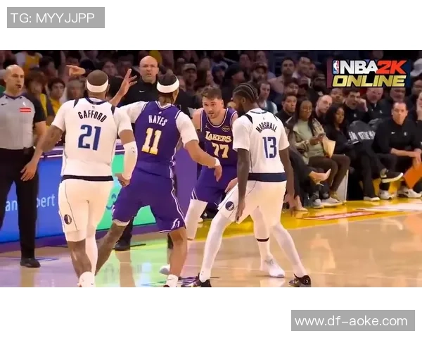 2018年12月1日湖人与独行侠精彩对决全场录像回放及赛后分析 2018年12月1日湖人与独行侠精彩对决全场录像回放及赛后分析