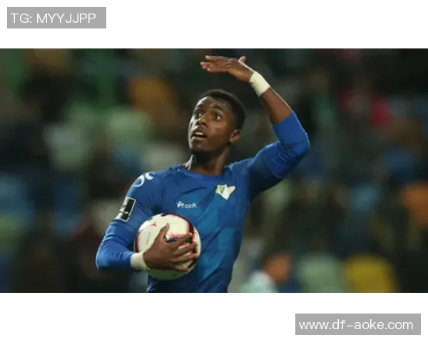 摩雷伦斯与比兰尼塞斯足球魔方对决精彩回顾与分析