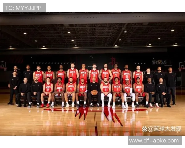 湖人逆转火箭精彩瞬间回顾第四节激战全程分析与精彩数据解读